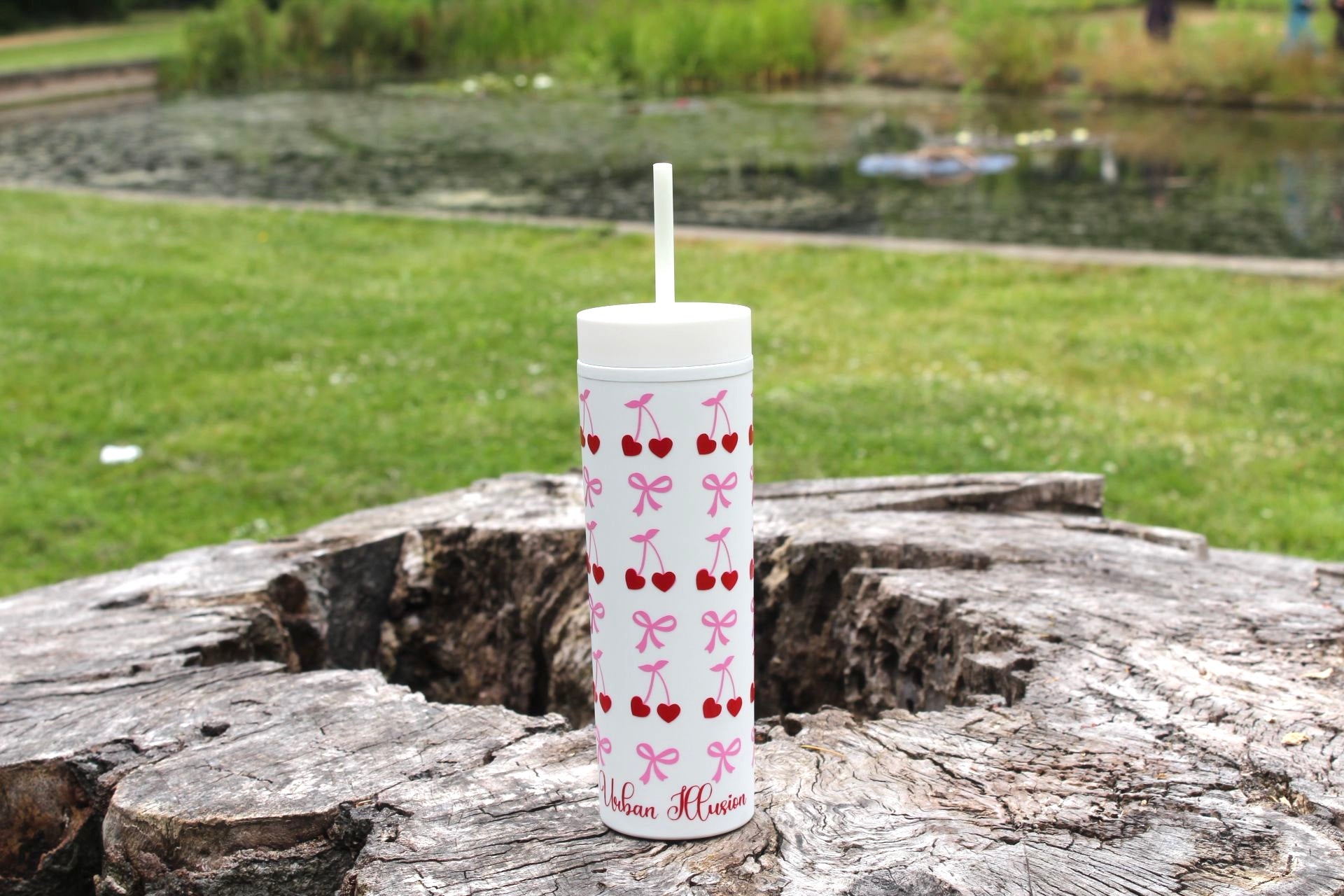 Urban illusion bow and cherry tumbler